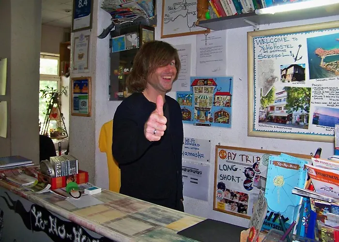 哟嗬旅舍 瓦爾納